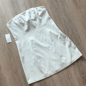 *NEW* Cream Strapless Dress